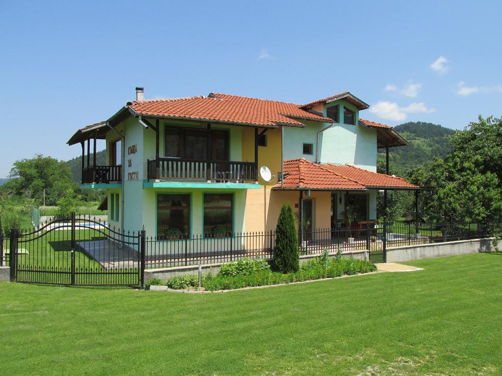 Pri Orehite Guesthouse Oreshak  Dış mekan fotoğraf