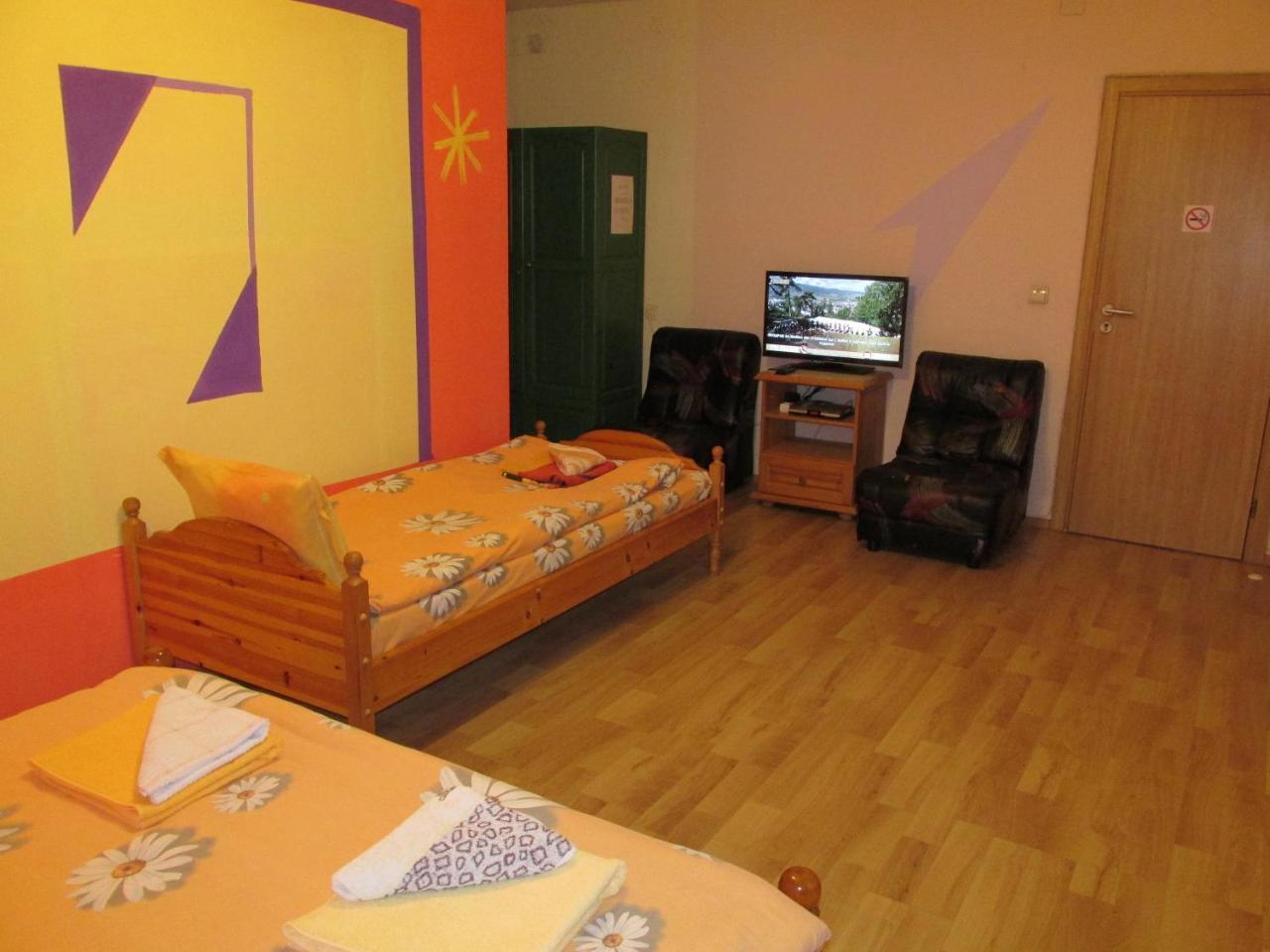 Pri Orehite Guesthouse Oreshak  Dış mekan fotoğraf