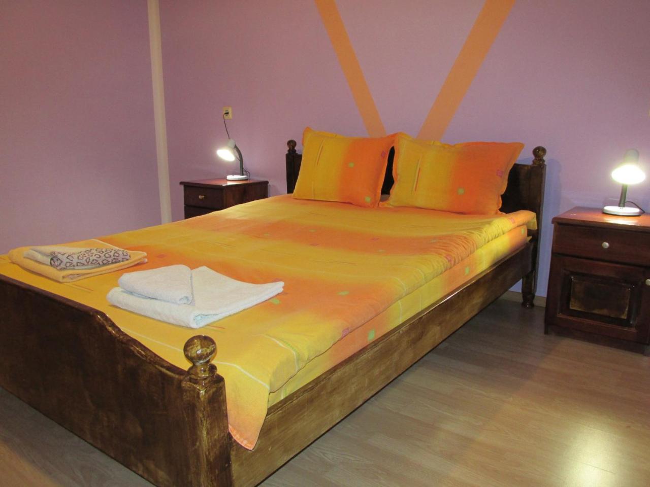 Pri Orehite Guesthouse Oreshak  Dış mekan fotoğraf